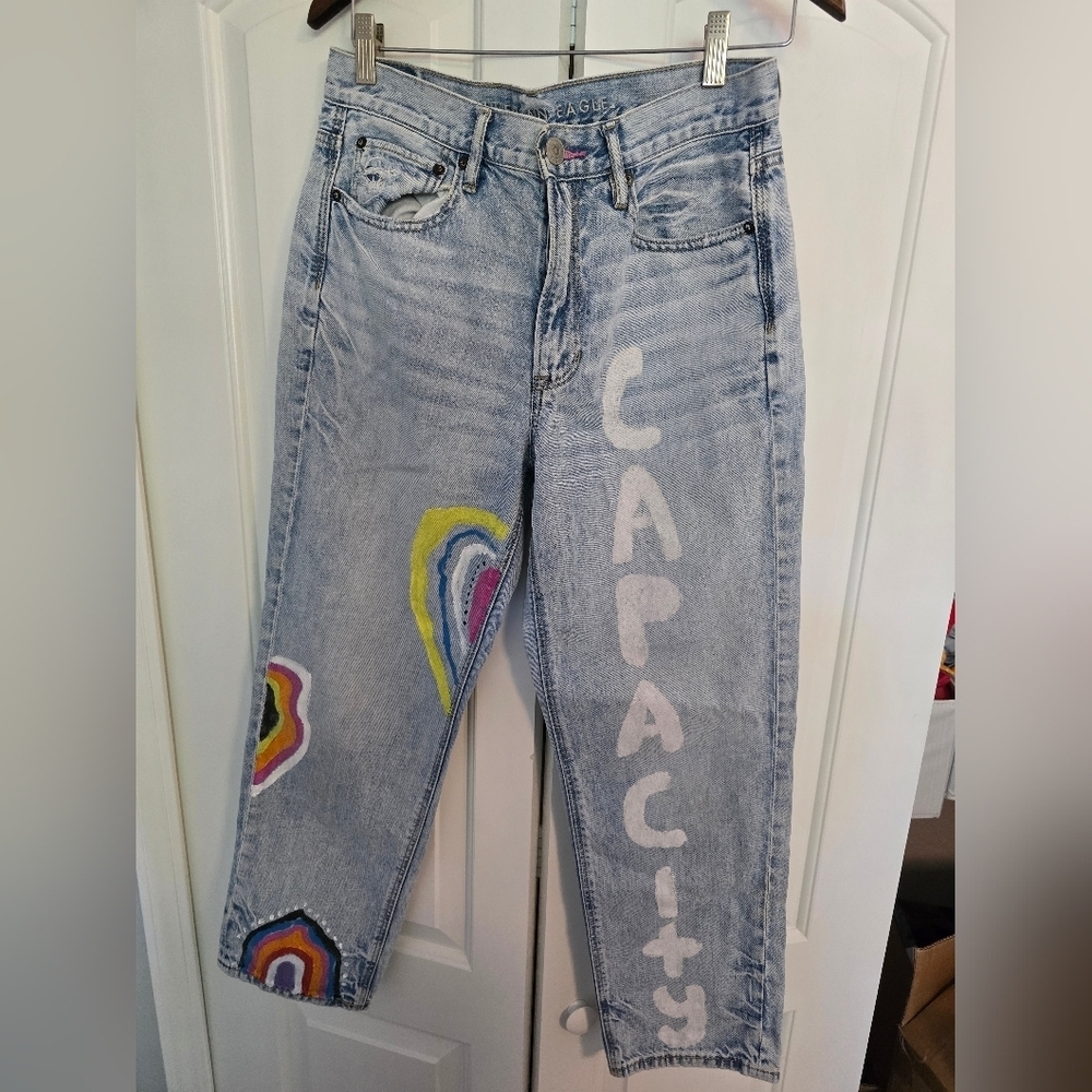 American Eagle Boyfriend Women's Blue Jeans with Colorful Accents